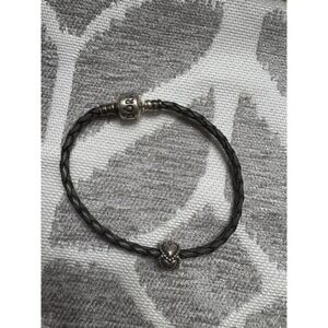 Gorgeous PANDORA Leather Charm Bracelet 925 Sterling Silver With Heart Charm‎